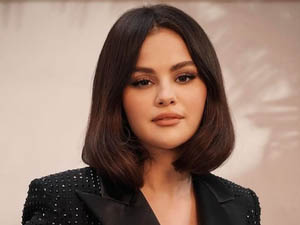 Selena Gomez talks about loneliness in Hollywood, offers helping hand to those who are struggling